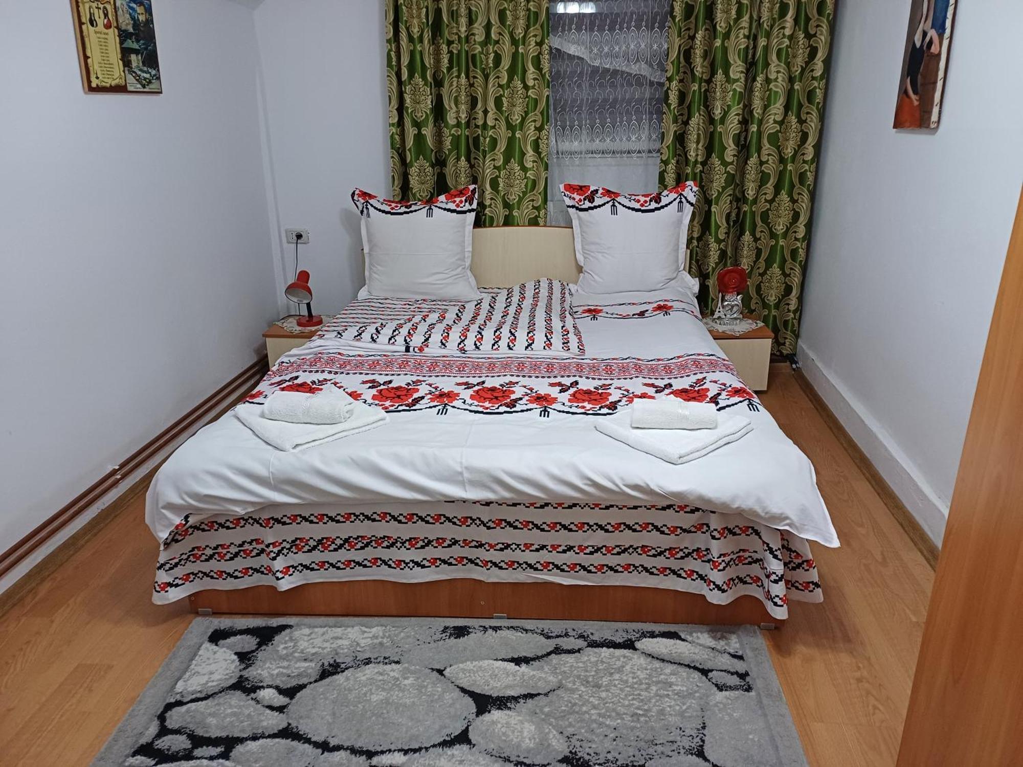 Appartamento Casa Florilor Barcut Esterno foto